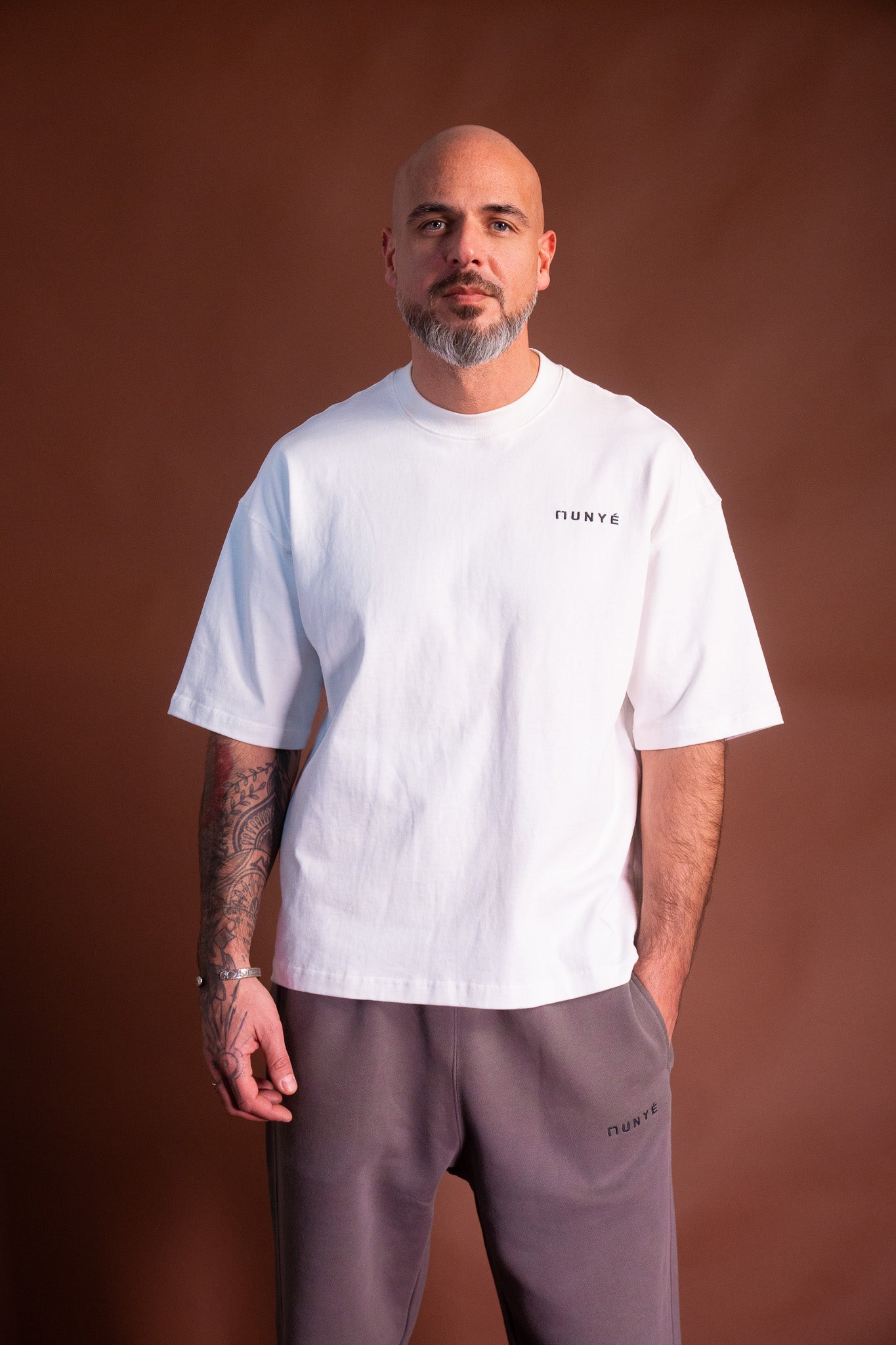 MUNYÉ Carboush Tee - White